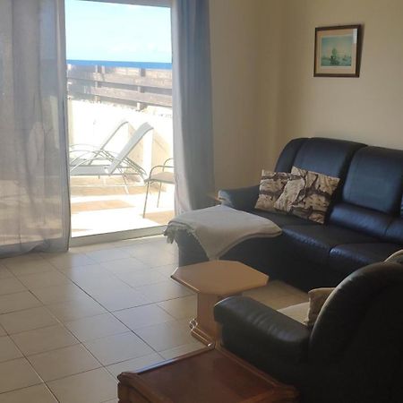 Villa Uniquely Located On The Beach Agia Marina  Exterior foto